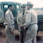 Panamá - Ten.Cel. Nero Moura (Oficial Comandante do 1º GAvCa), Ten.Cel. Raymundo Vasconcelos de Aboim (Adido Militar no Panamá) e Cel. Willis Ratcliffe Taylor (Oficial Comandante do XXVI Fighter Command) durante a cerimônia de encerramento das atividades do Grupo no Panamá.
Foto: John W. Buyers