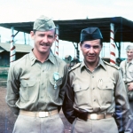 Panamá - Capitão John William Buyers (USAAF) condecorado com a Ordem Nacional do Cruzeiro do Sul no grau de Cavaleiro e Major Intendente Ovídio Alves Beraldo.
Foto: John W. Buyers
